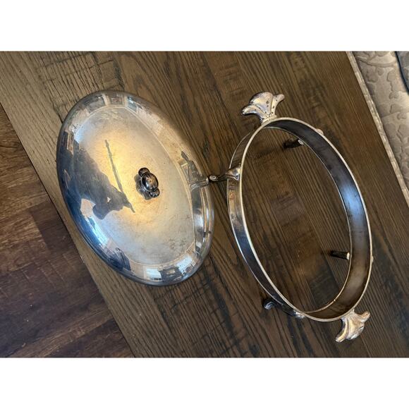 Silver Plated Chafing Dish – Missing Glass Bowl - Picture 5 of 10